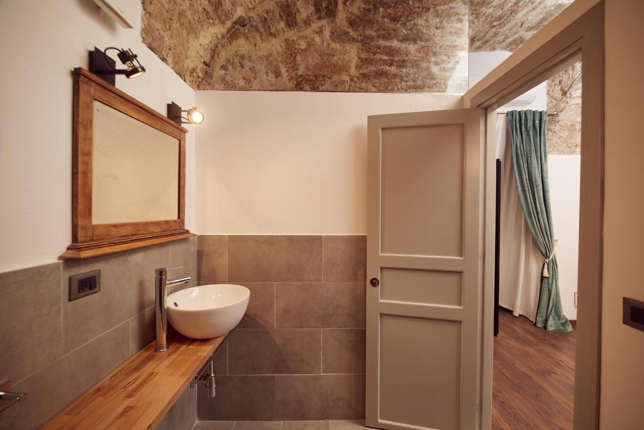L' Hotellerie Easy Suites Palermo Exteriör bild