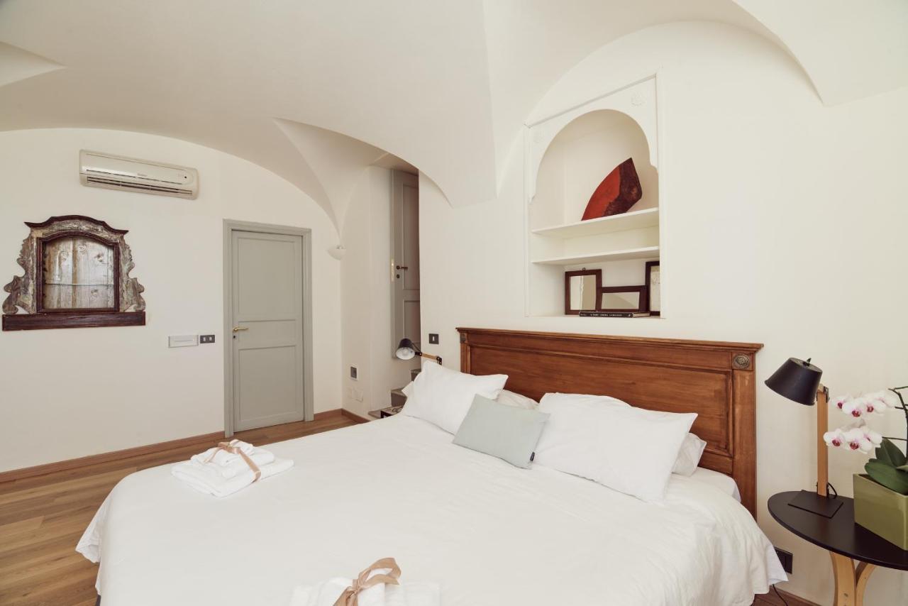 L' Hotellerie Easy Suites Palermo Exteriör bild